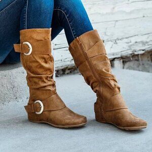 NWOT Journee Collection Jester Regular calf Rouched Buckle Mid Shaft Boots